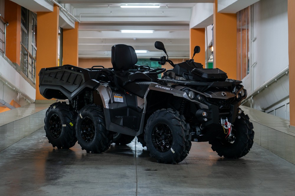 BRP Can-Am Outlander 6×6 1000 XT
