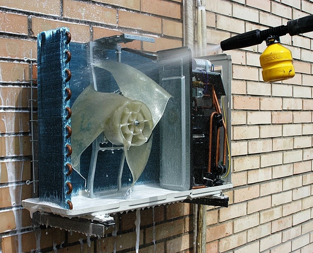 Разборка внешнего блока сплит-системы Разборка внешнего блока сплит-системы